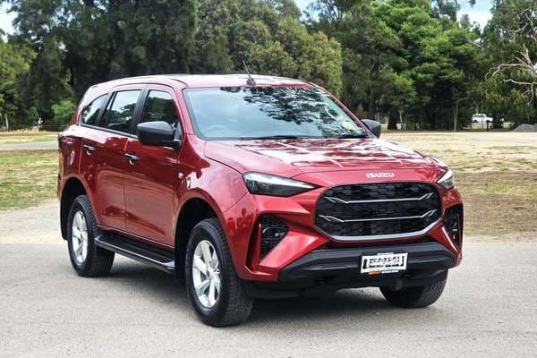 2026 Isuzu MU-X
